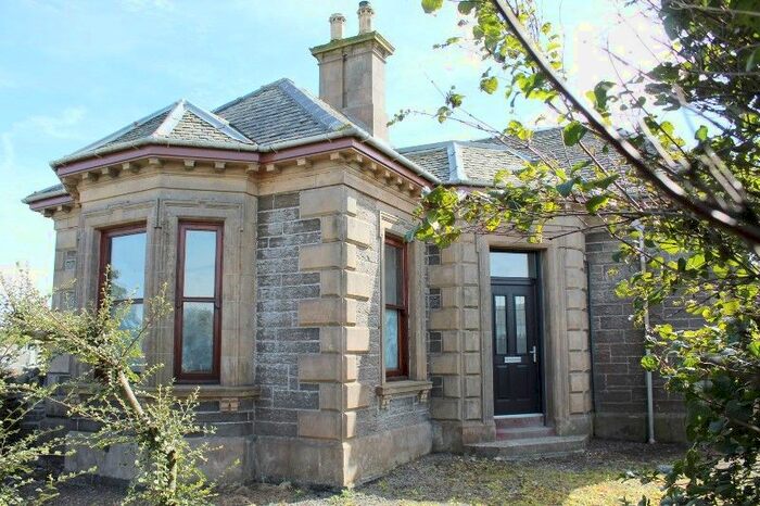 3 Bedroom Detached Bungalow For Sale In South Road, Wick, KW1