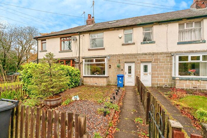 3 Bedroom Terraced House For Sale In Springhill Avenue, Stacksteads, Lancashire, OL13