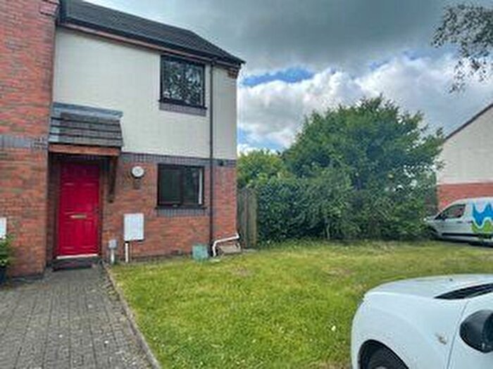 2 Bedroom Property To Rent In Burgess Meadows, Johnstown, Carmarthen, SA31