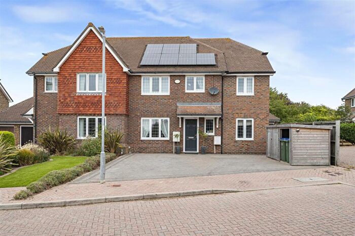4 Bedroom House For Sale In Old Nursery Close, Seaford, BN25