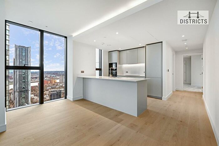 2 Bedroom Apartment To Rent In Harcourt Tower, Marsh Wall, E14