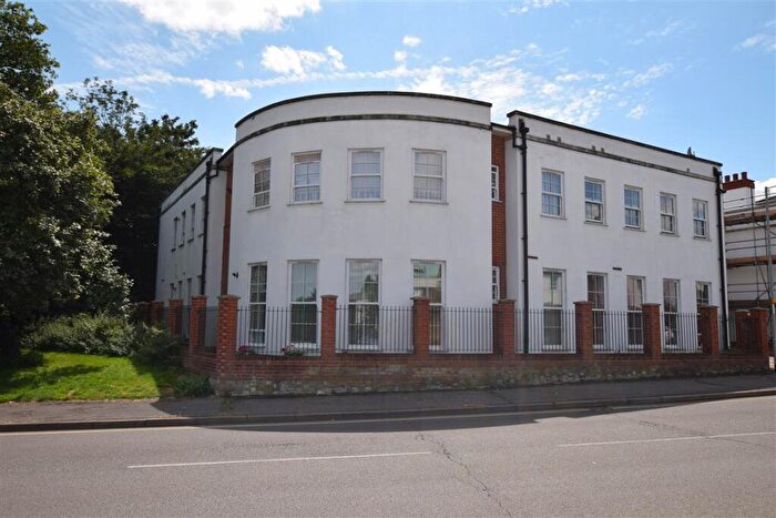 2 Bedroom Flat To Rent In Brampton Place, Walfords Close, Harlow, CM17