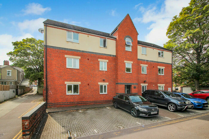 1 Bedroom Apartment To Rent In Curtis Street, Town Centre, Swindon, SN1