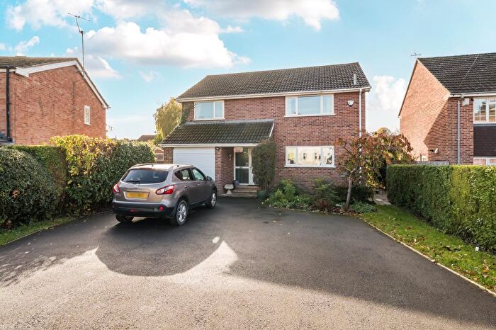 4 Bedroom Detached House For Sale In Newbury, Berkshire, RG14
