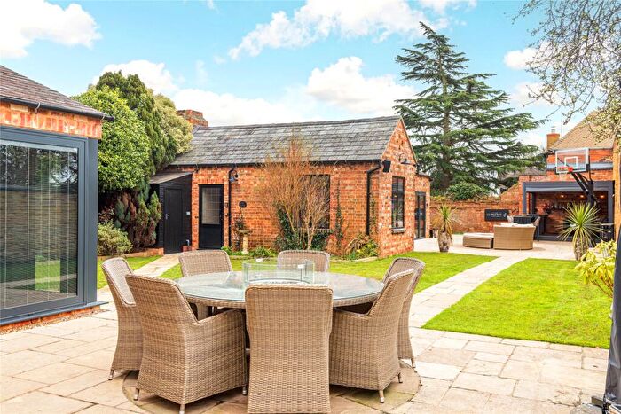 4 Bedroom Detached House For Sale In Church Walk, Great Billing, Northamptonshire, NN3