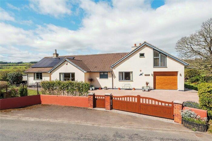 5 Bedroom Bungalow For Sale In Rawridge, Honiton, Devon, EX14