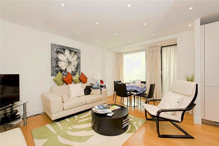 2 Bedroom Flat To Rent In Hyde Park Square, Hyde Park, London, W2