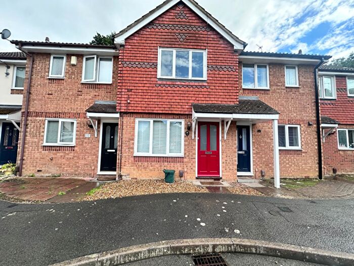 2 Bedroom Property To Rent In Costar Close, Littlemore, Oxford, OX4