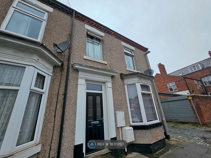2 Bedroom Flat To Rent In Outram Street, Darlington, DL3