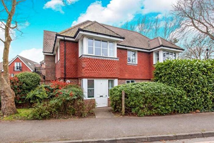 2 Bedroom Penthouse To Rent In Weybridge, Surrey, KT13