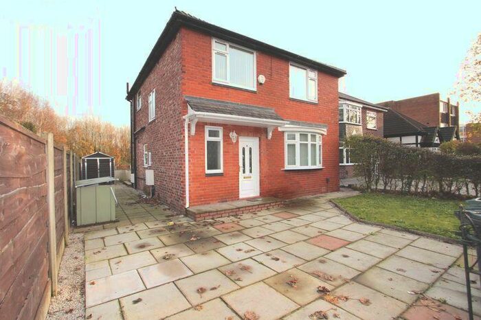 3 Bedroom Detached House To Rent In Park Lane, Whitefield, M45