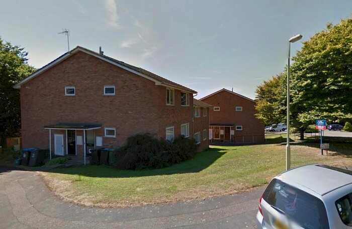 2 Bedroom Maisonette To Rent In Chiltern Park Avenue, Berkhamsted, HP4