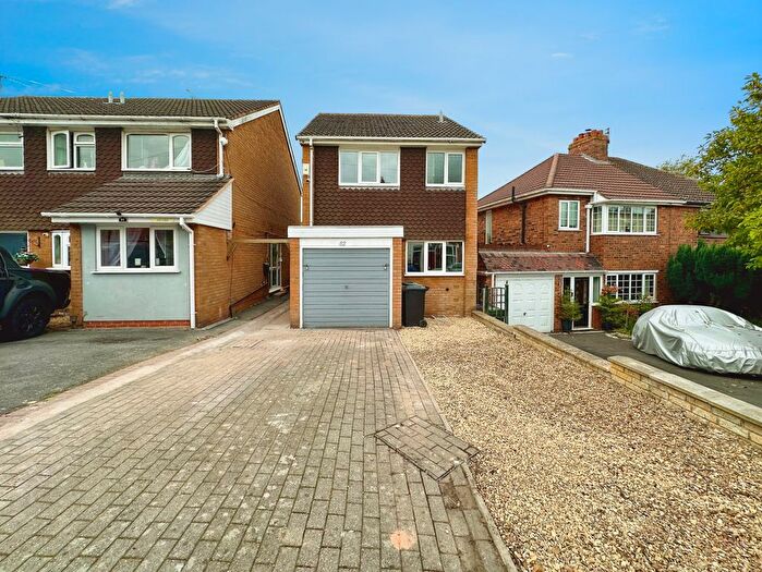 3 Bedroom Detached House To Rent In Swan Bank, Wolverhampton, WV4
