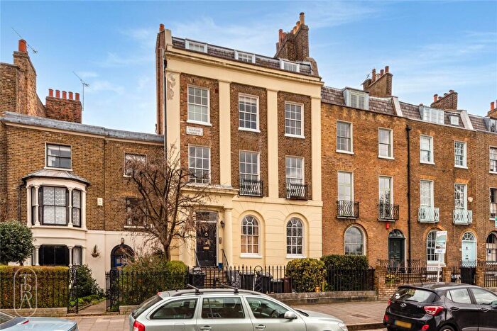 2 Bedroom Apartment To Rent In Clapton Square, London, E5