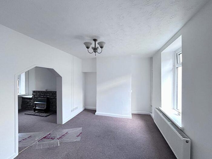 2 Bedroom Semi-Detached House For Sale In Chapel Road, Abergavenny, NP7