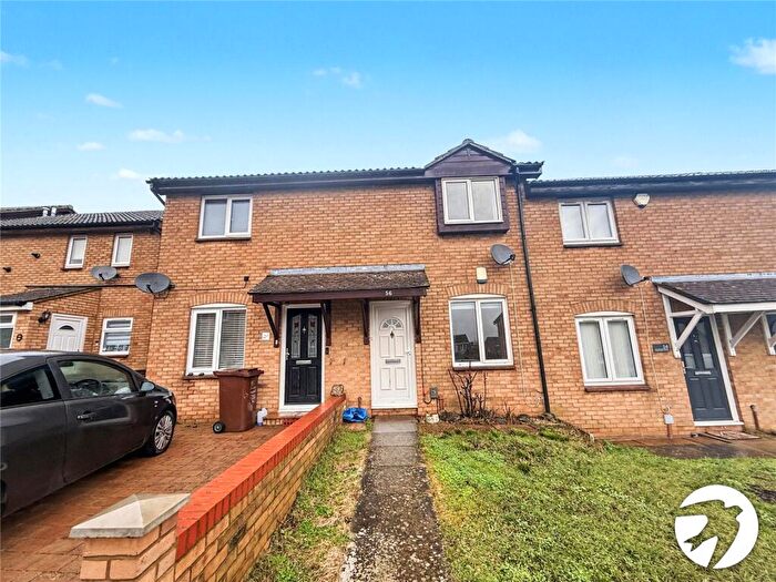 2 Bedroom Terraced House For Sale In North Bank Close, Rochester, Kent, ME2