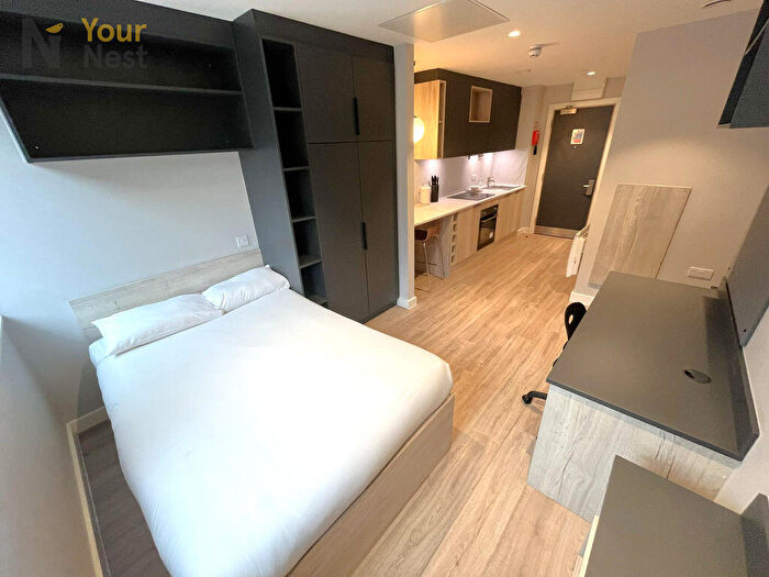 Studio To Rent In Classic Mid Floor Studio, Briggate Studios, Leeds, LS1