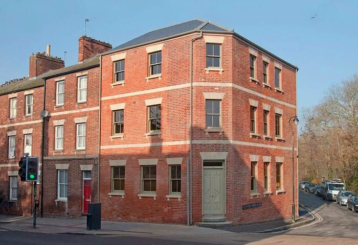 1 Bedroom Flat To Rent In Hythe Bridge Street, OX1