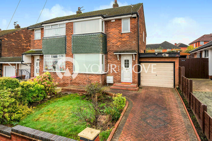 3 Bedroom Semi-Detached House To Rent In Belmont Avenue, Clifton, Swinton, Manchester, M27