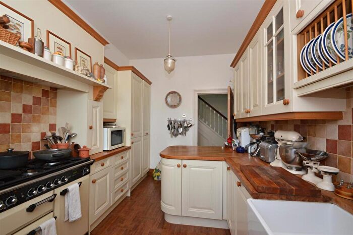 5 Bedroom Semi-Detached House For Sale In Elmfield, Ryde, PO33