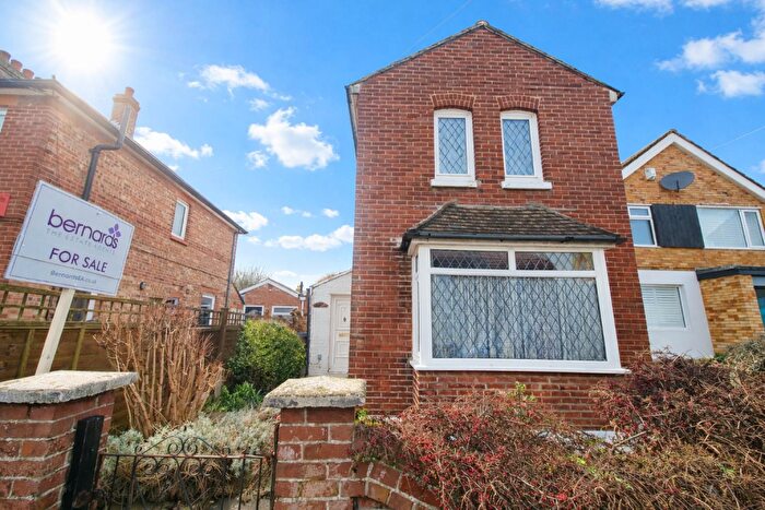 3 Bedroom Detached House For Sale In Grove Road, Hardway, Gosport, PO12