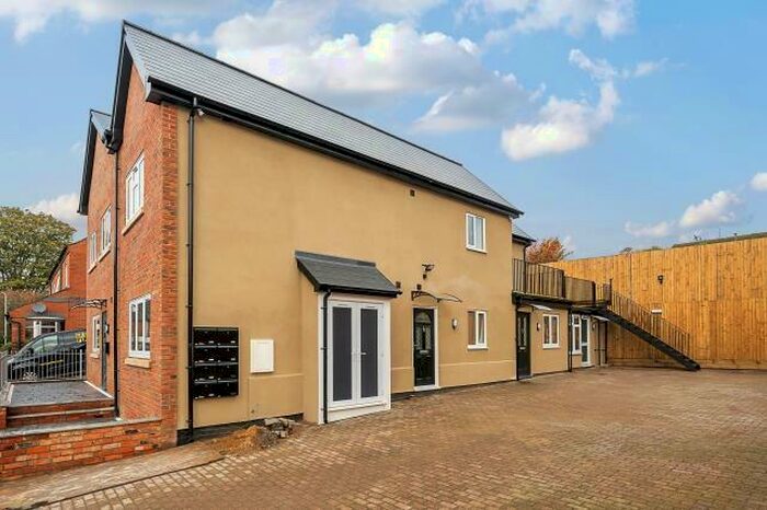 Apartment To Rent In High Wycombe, Bucks, HP13