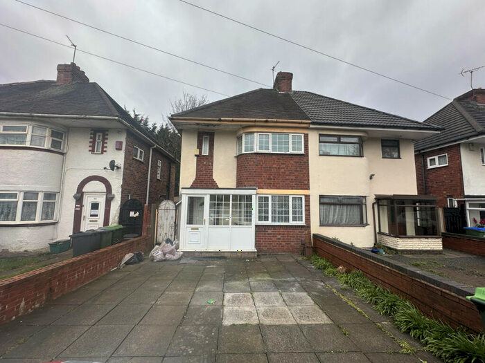 3 Bedroom Terraced House To Rent In Wolverhampton Road, Oldbury, B69