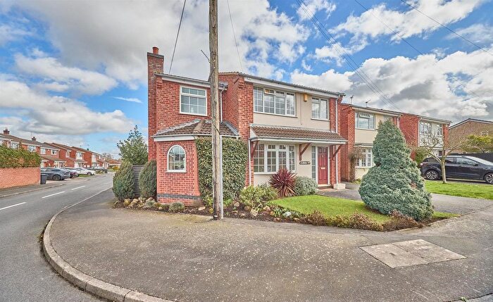 3 Bedroom Detached House For Sale In Lupin Close, Burbage, Hinckley, LE10