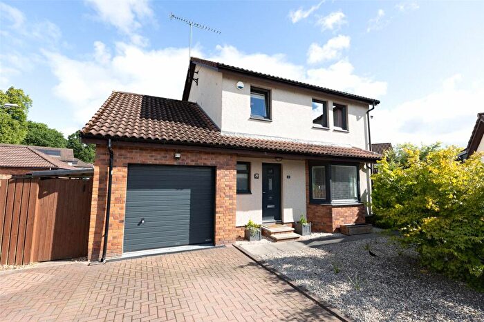 3 Bedroom Detached House For Sale In Almond Place, Huntingtowerfield, Perth, PH1