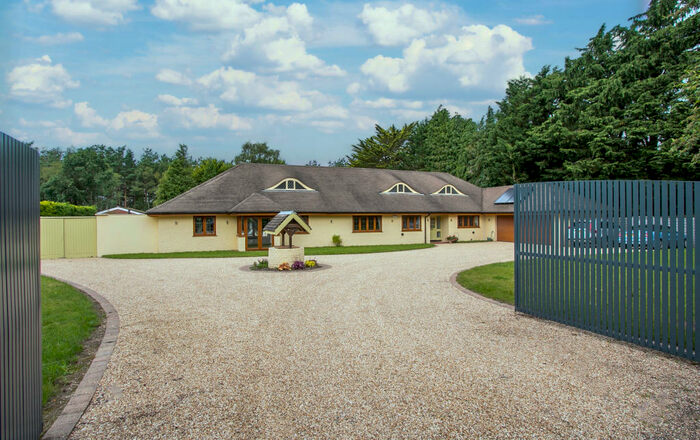 5 Bedroom Detached House To Rent In Matchams Lane, BH23