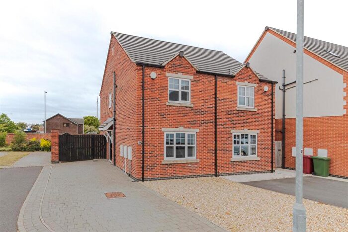 2 Bedroom Semi-Detached House For Sale In Churchill Road, Scunthorpe, DN17