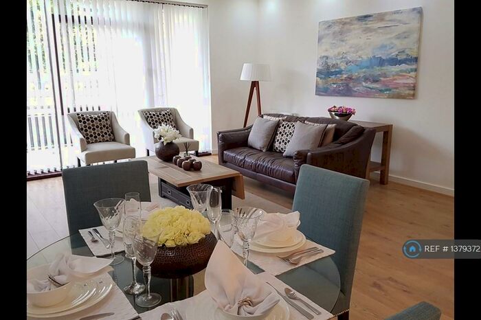 1 Bedroom Flat To Rent In Lollard Street, London, SE11