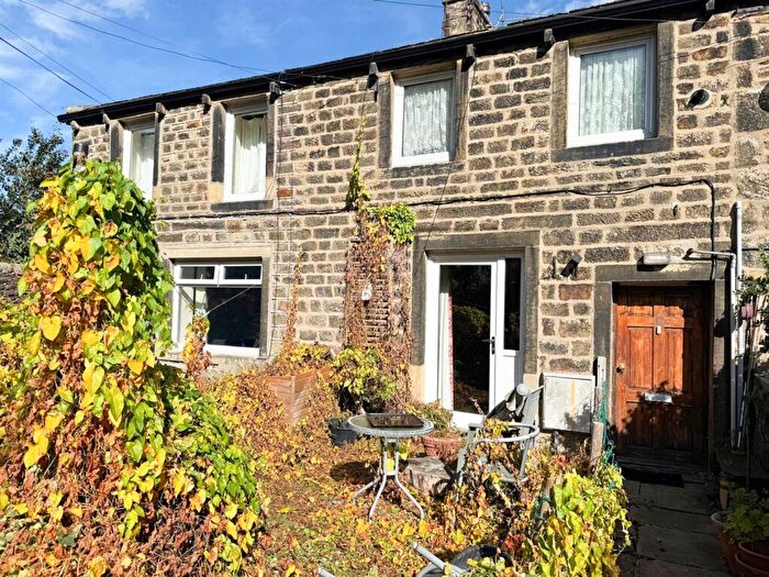 1 Bedroom Apartment For Sale In Main Road, Eastburn, BD20