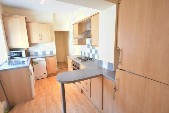 3 Bedroom Ground Flat To Rent In Buston Terrace, Jesmond, NE2