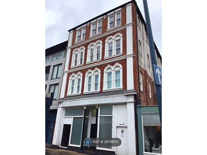 1 Bedroom Flat To Rent In George Street, Teignmouth, TQ14