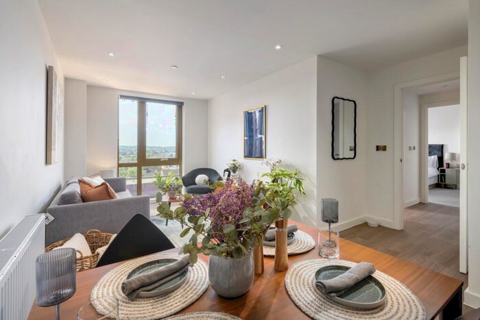 2 Bedroom Apartment To Rent In Weldale Street, Reading, RG1