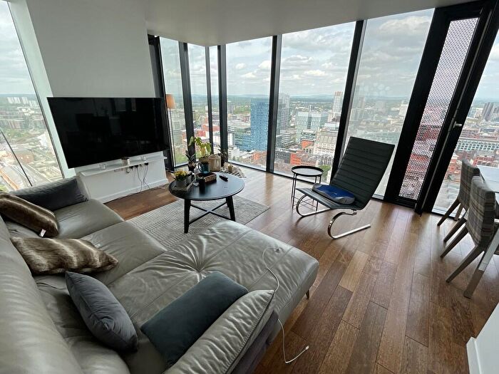 2 Bedroom Apartment To Rent In Beetham Tower, Manchester, M3