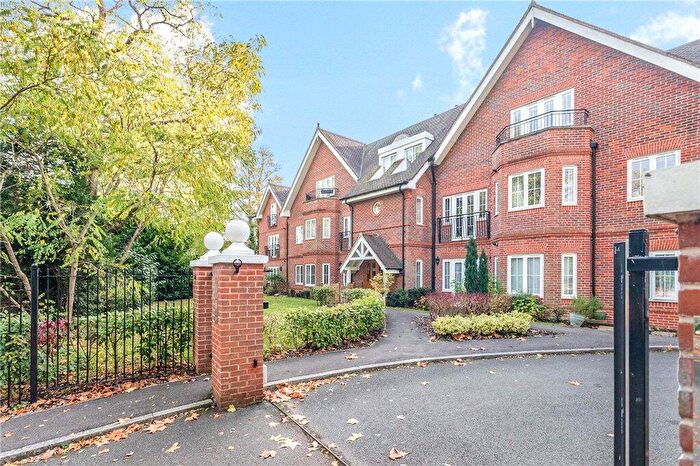 2 Bedroom Apartment For Sale In Reigate Road, Reigate, Surrey, RH2