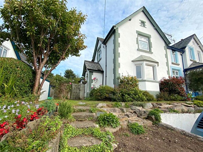 2 Bedroom End Of Terrace House To Rent In Tavistock, Devon, PL19