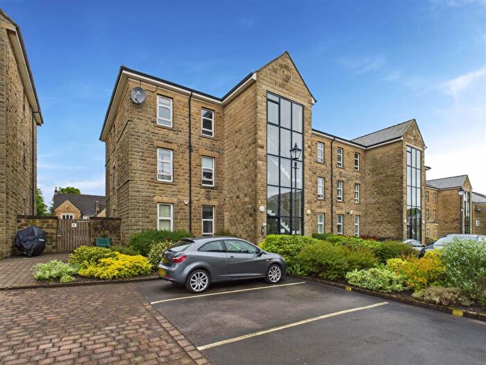 1 Bedroom Apartment For Sale In Holyrood Avenue, Lodge Moor, Sheffield, S10