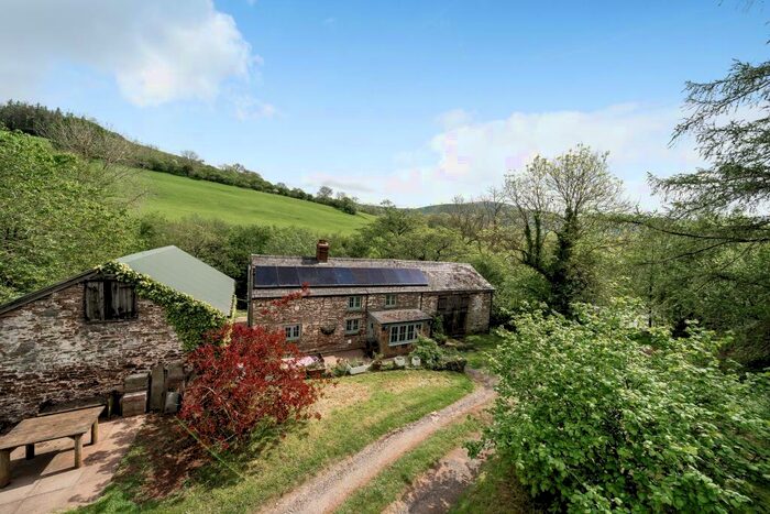 3 Bedroom Cottage For Sale In Lower Panteg, Pengenffordd, Powys, LD3