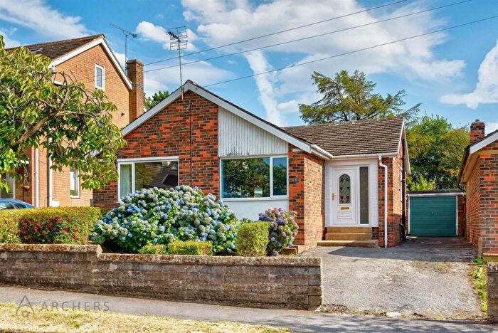 2 Bedroom Detached Bungalow For Sale In Peterborough Road, Lodge Moor, Sheffield, S10