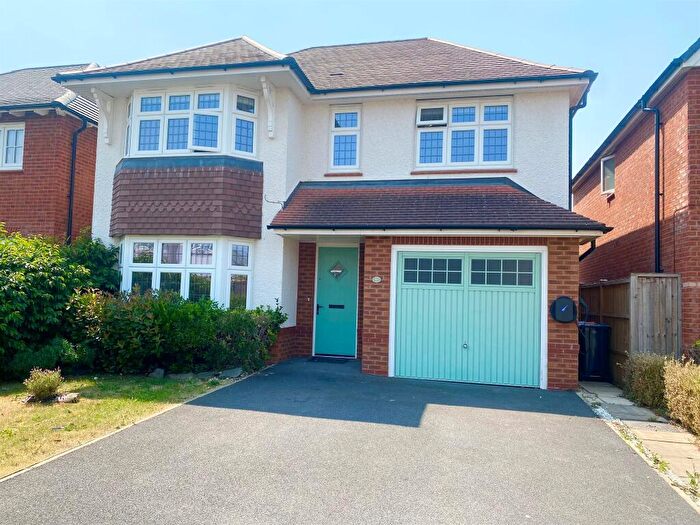 4 Bedroom Detached House For Sale In Collingswood Close, Little Sutton, Ellesmere Port, CH66