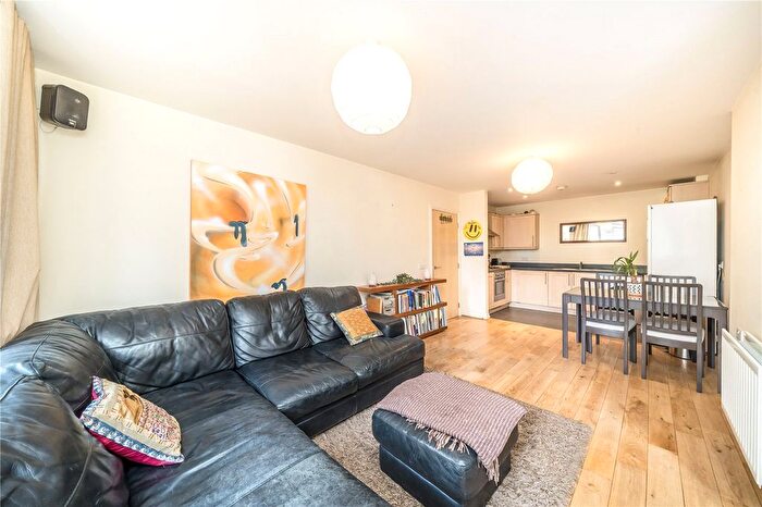 2 Bedroom Flat To Rent In Norman Road, London, SE10