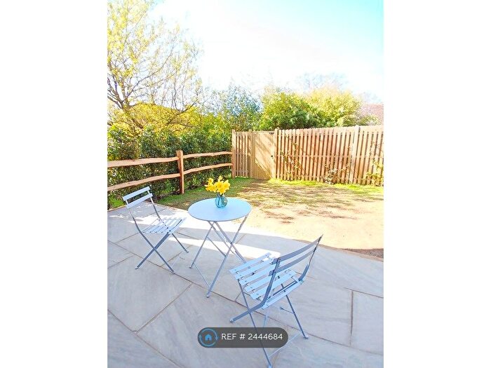 2 Bedroom Flat To Rent In Risebridge Farm, Goudhurst, TN17