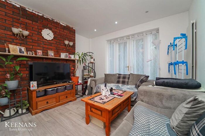 3 Bedroom End Of Terrace House For Sale In Falcon Crescent, Swinton, Manchester, M27