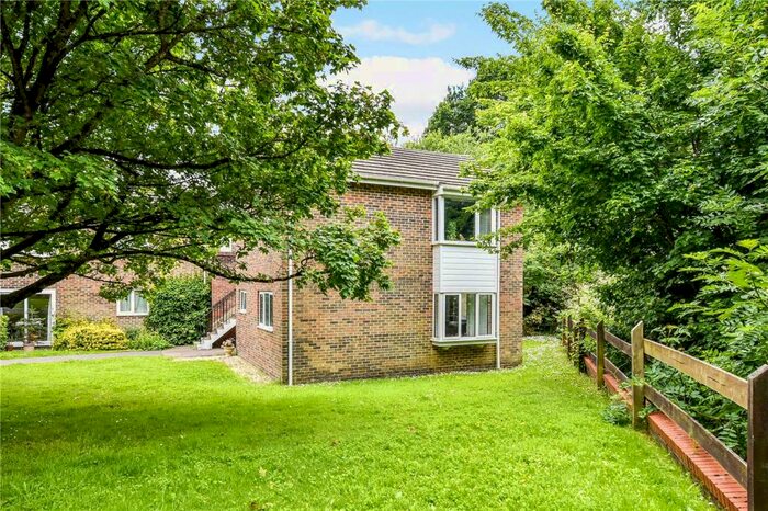 1 Bedroom Apartment To Rent In Upper Heyshott, Petersfield, Hampshire, GU31