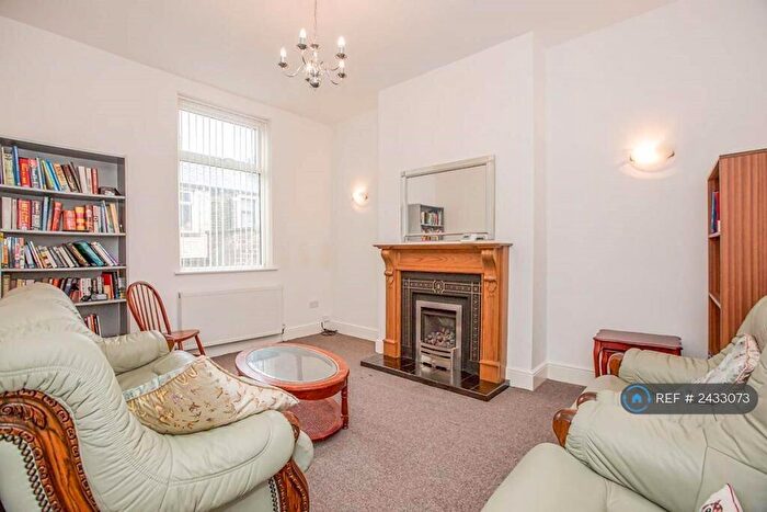 3 Bedroom Terraced House To Rent In Albion Street, Burnley, BB11