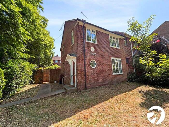 2 Bedroom House To Rent In Westcourt Street, Gillingham, Kent, ME7