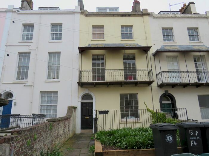 1 Bedroom Flat To Rent In Meridian Place, Clifton, Bristol, BS8